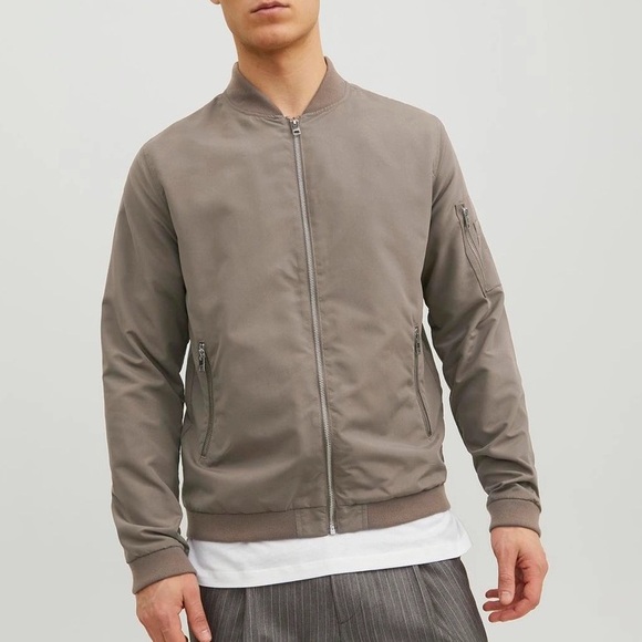 Baseball bomber jacket - Picture 1 of 5